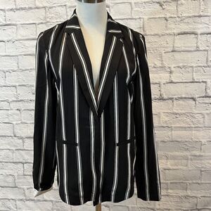 Cartonnier Blazer black & white striped Women’s size 2 Split Hem